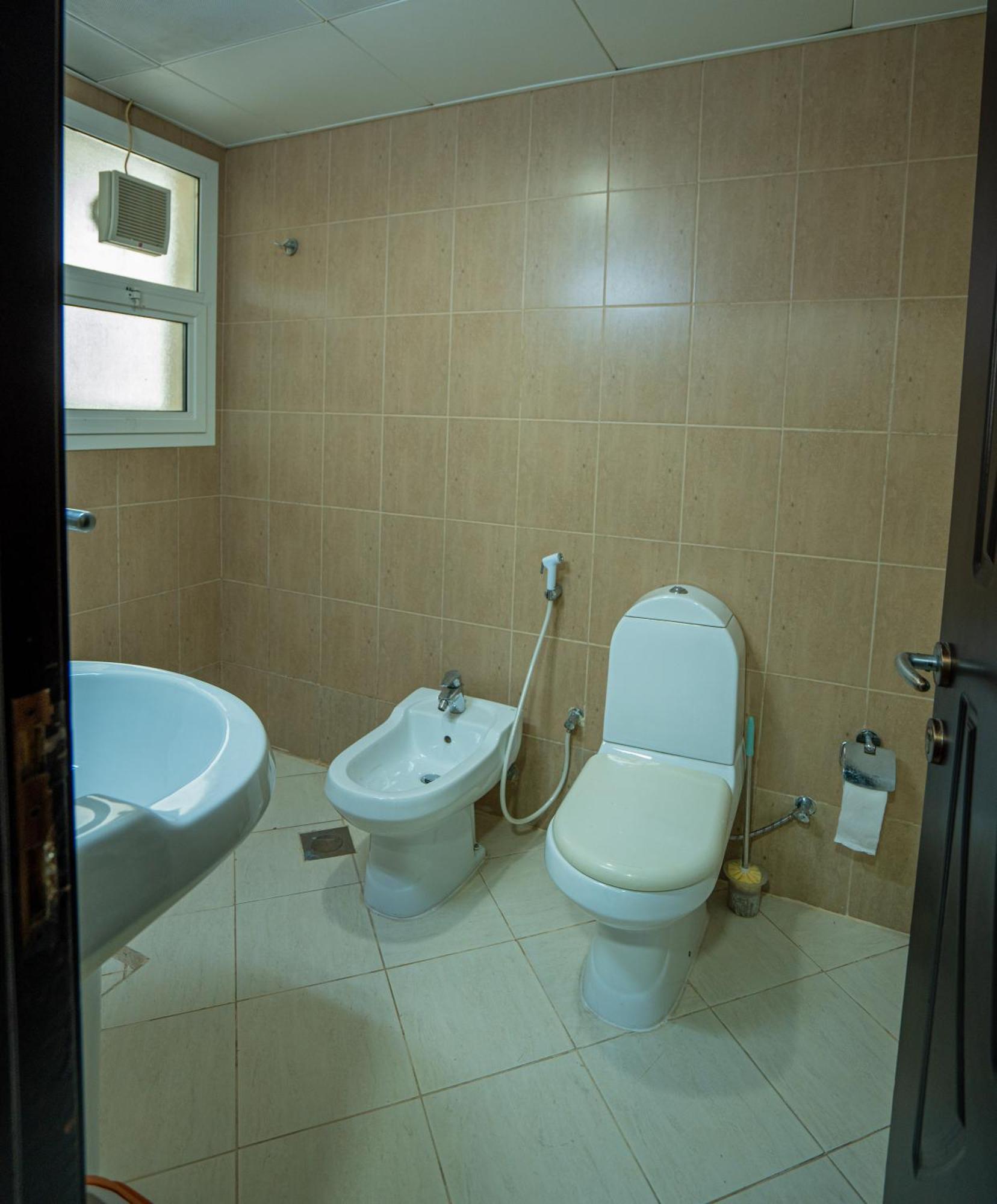 For Family Homestay Abu Dhabi